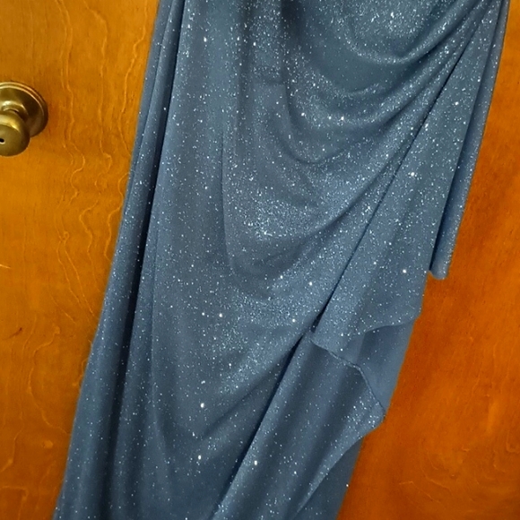 Alex Evenings Size 10 Blue Evening Gown - Picture 4 of 8